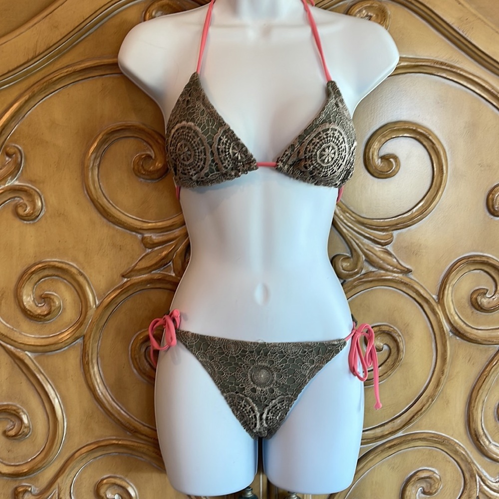 Xhilaration Brown Lace & Coral Bikini